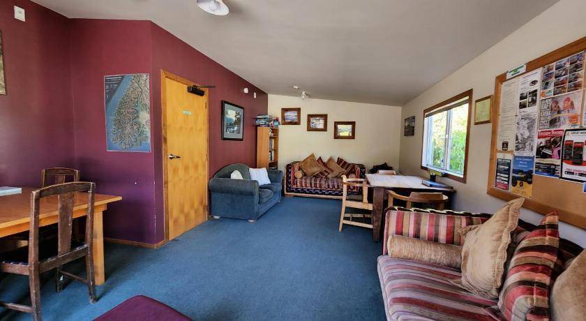 Manapouri Hostel | 100 m² Hostel ∙ 4 bedrooms ∙ 8 guests