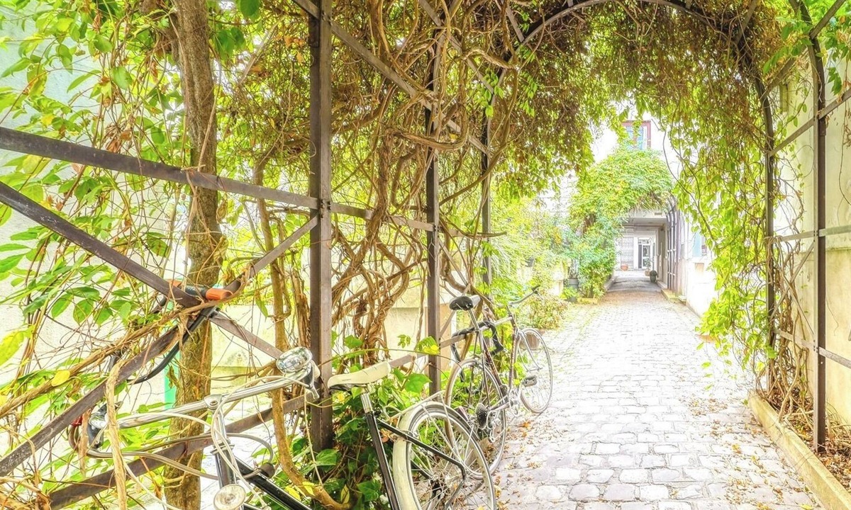 Notre-Dame-des-Champs Apartment | 1614 Sevres