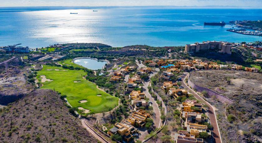 La Paz Resort | 290 m² Resort ∙ 4 bedrooms ∙ 15 guests
