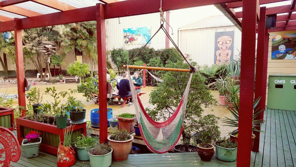 Westport Hostel | Bazil's Backpackers BBH Hostel & Surf School