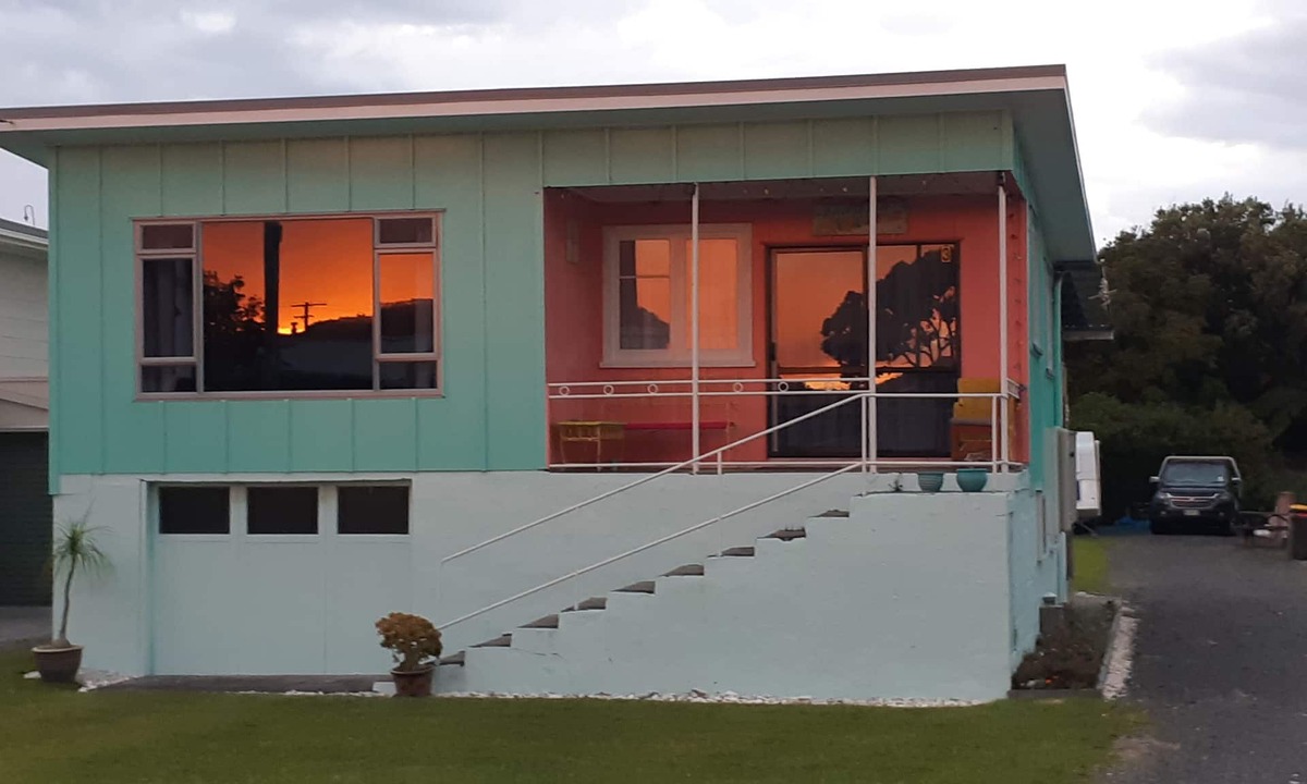 Bowentown House | Beach Belle, 1960’s Bach