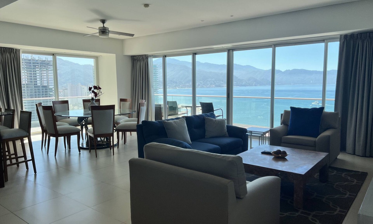North Hotel Zone Apartment | Best view and location at ICON Vallarta.10 min from airport and 15 min downtown