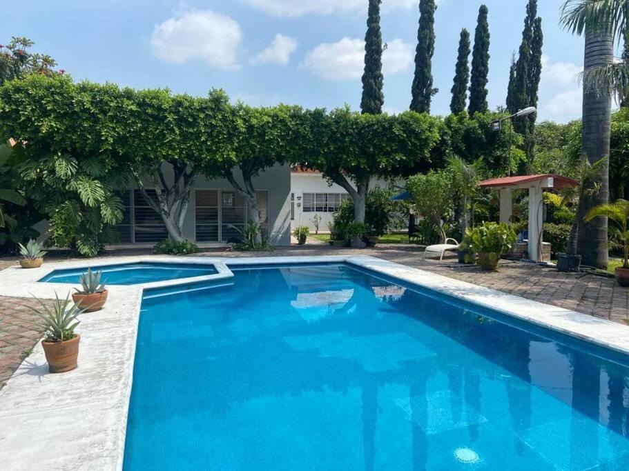 Cuautla House | Casa Entera en Cuautla Morelos con alberca y jardin