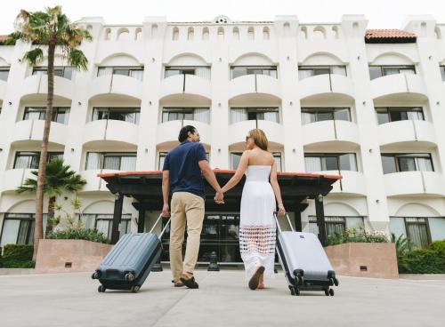 Ensenada Hostel | Corona Hotel & Spa