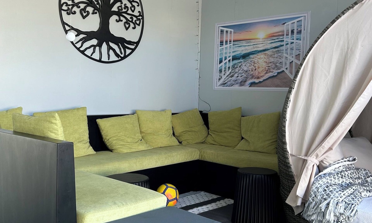 Te Akau Cabin | Cute & cosy- minute walk to the Beach