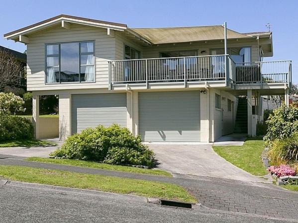 Richmond Heights House | Golders Heights - Taupo Holiday Home