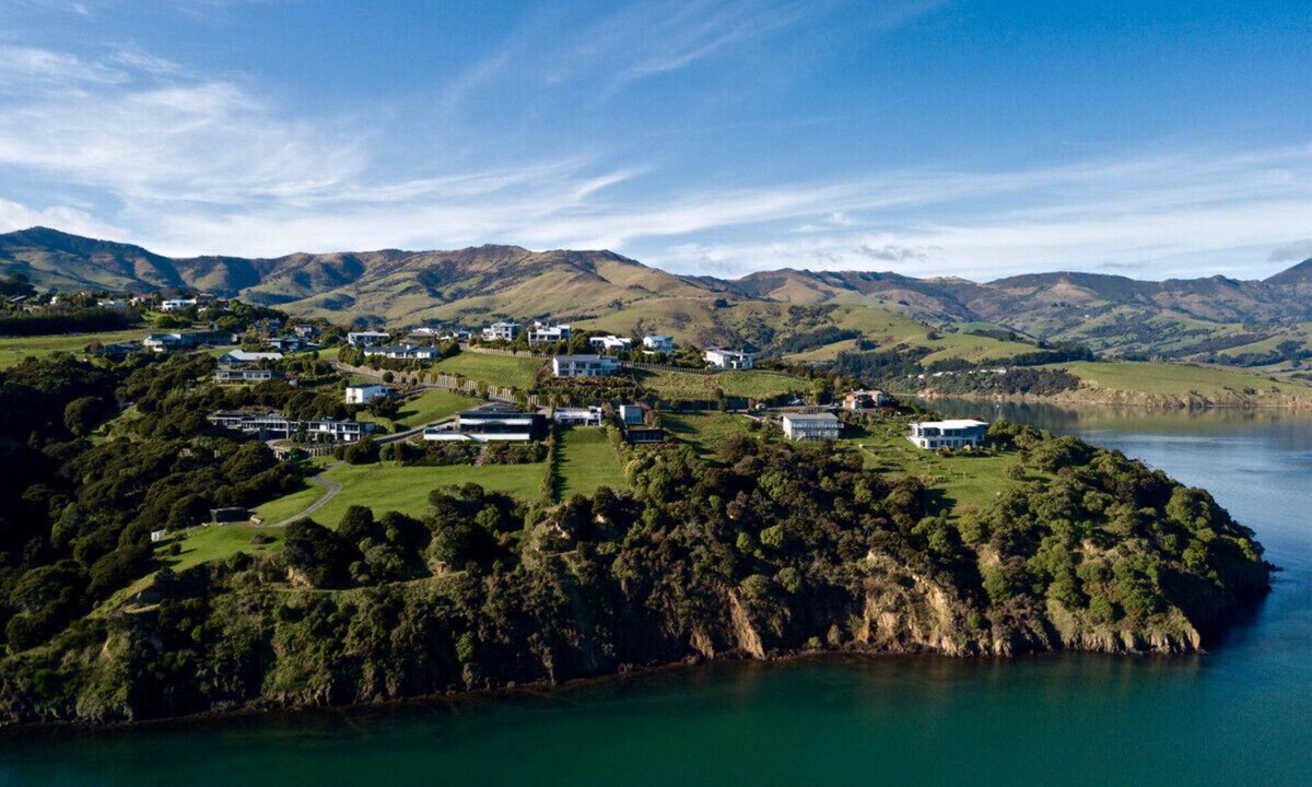 Hector Tiny Akaroa Holiday | Robinsons Bay