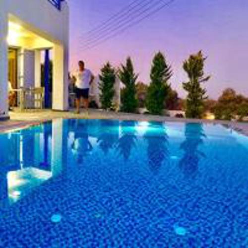 Monolithos Villa | Impeccable 3-Bed Villa monolithos santorini
