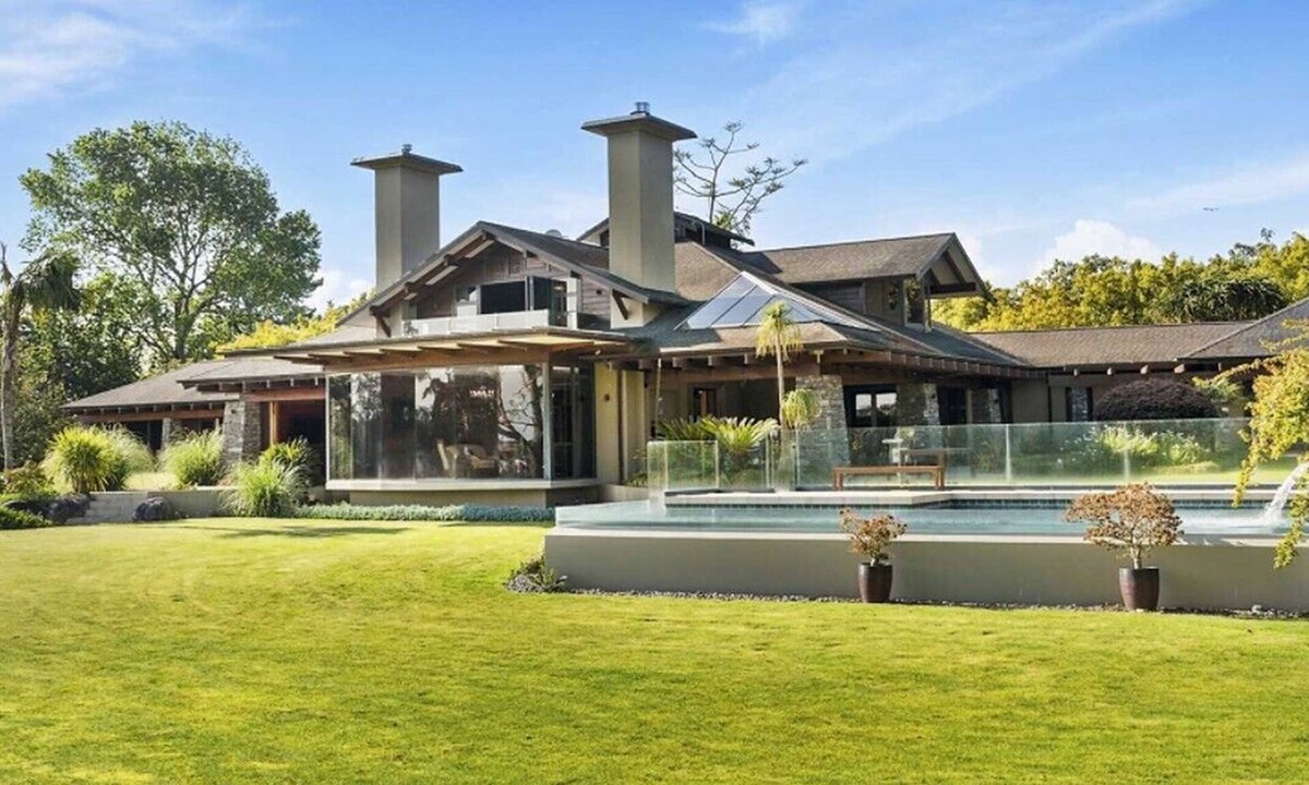 Whakamarama House | Island Life in the Bay - Te Puna Point Retreat