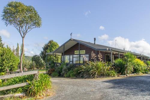 Waitomo Caves Hostel | JunoHall Backpackers