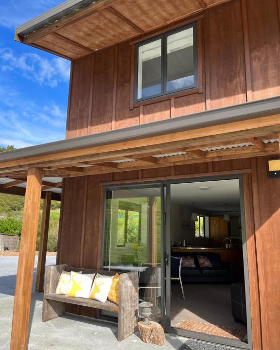 Tawharanui House | Kahu Farm Apartment