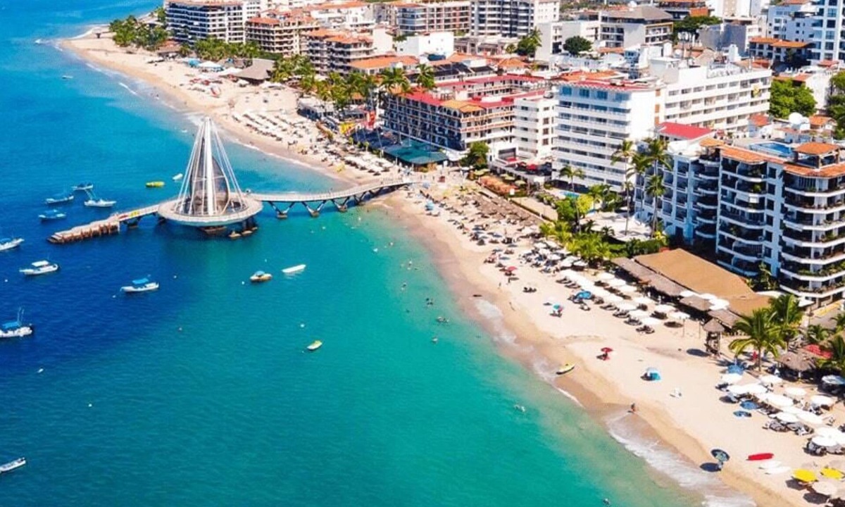 Marina Vallarta Hotel | La Marina Puerto Vallarta
