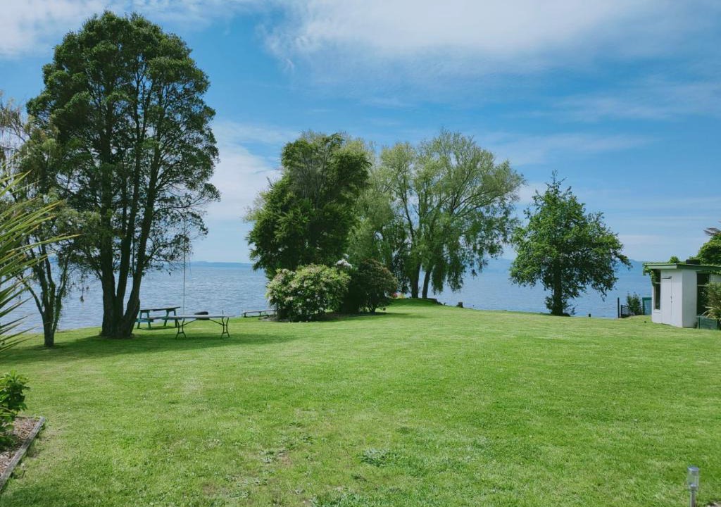 Ngongotaha House | Lake House