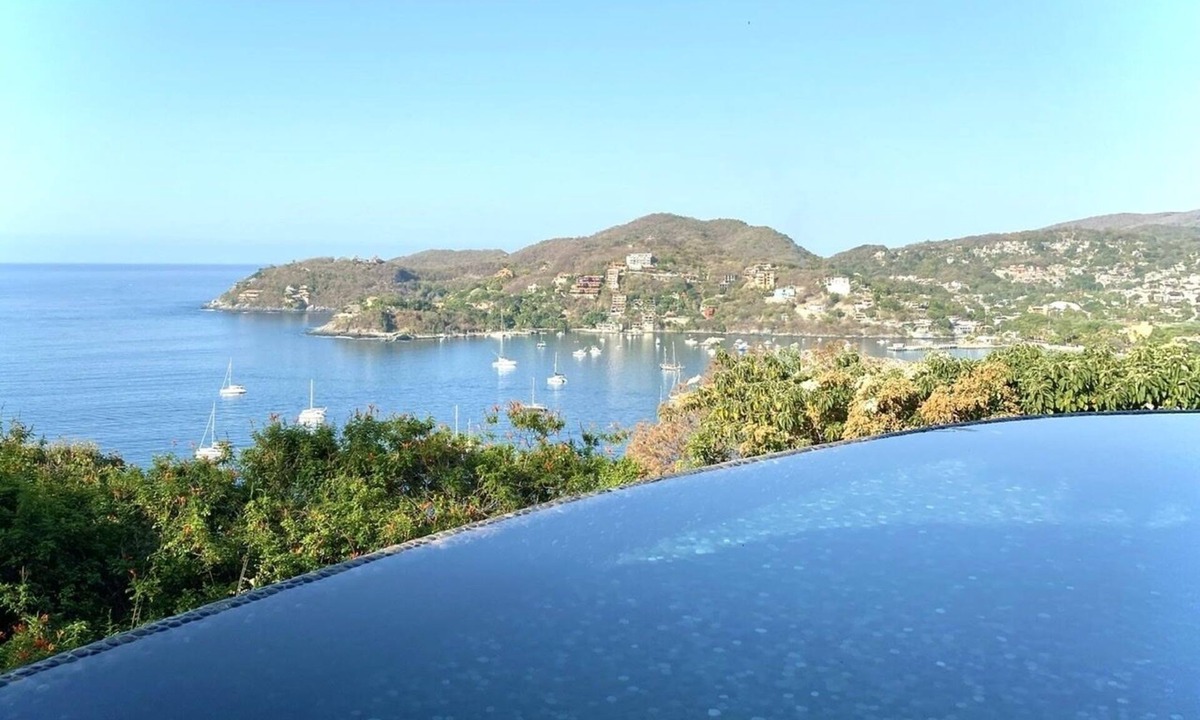 Ixtapa - Zihuatanejo Villa | Luxury Villa with Staff