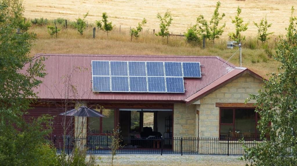 Upper Moutere Villa | Mahana Farm Cottage