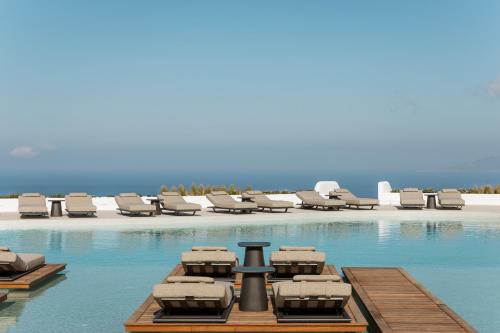 Imerovigli Hotel | NĒRO Boutique Hotel