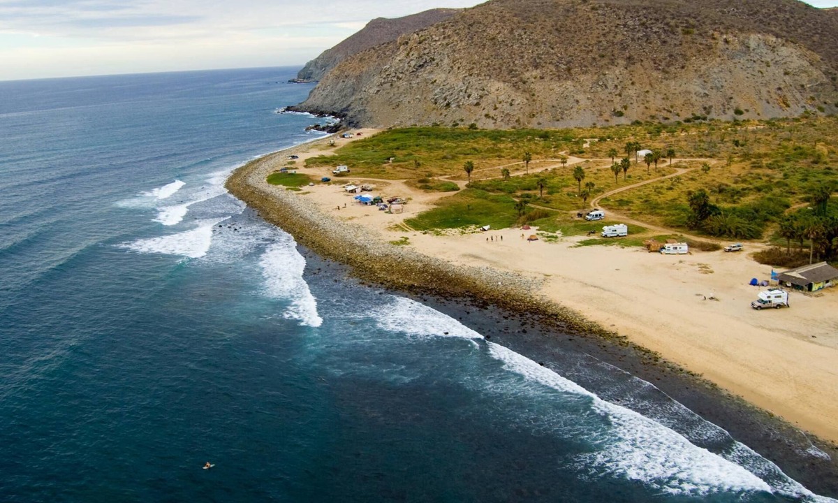 El Pescadero House | Pescadero Palace 4BR Guest House w/Pool, Jacuzzi, and Beach Front!