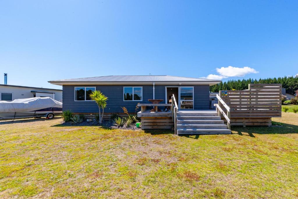 Motuoapa House | Reelax Inn - Motuoapa Holiday Home