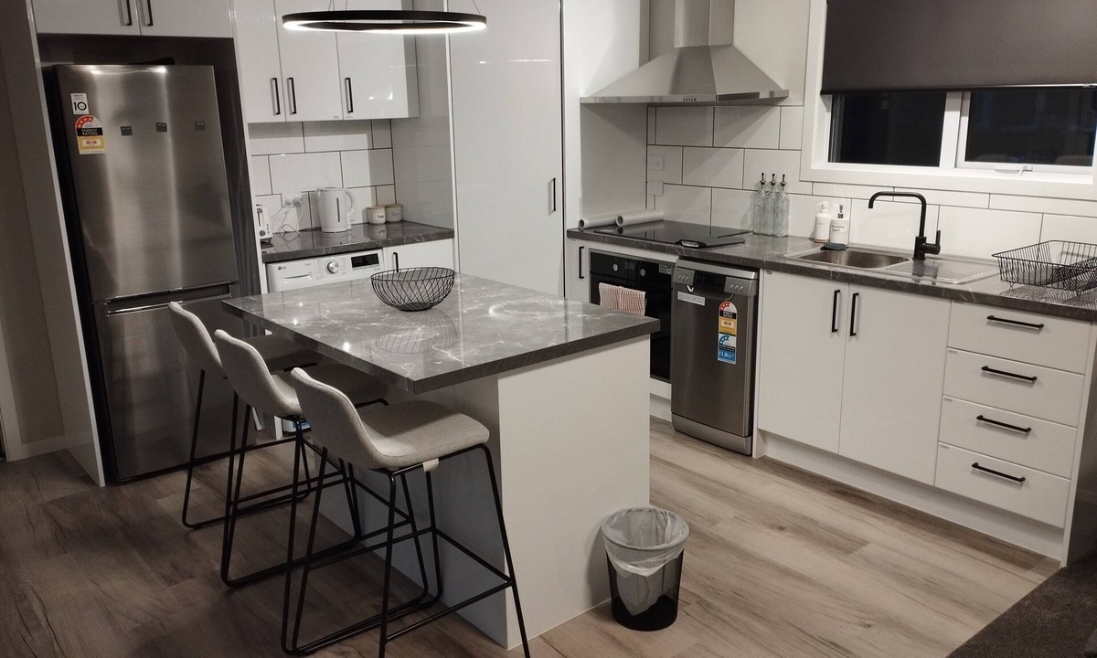 Bunnythorpe Cabin | Rural Lifestyle 1 bedroom with sofa Bed