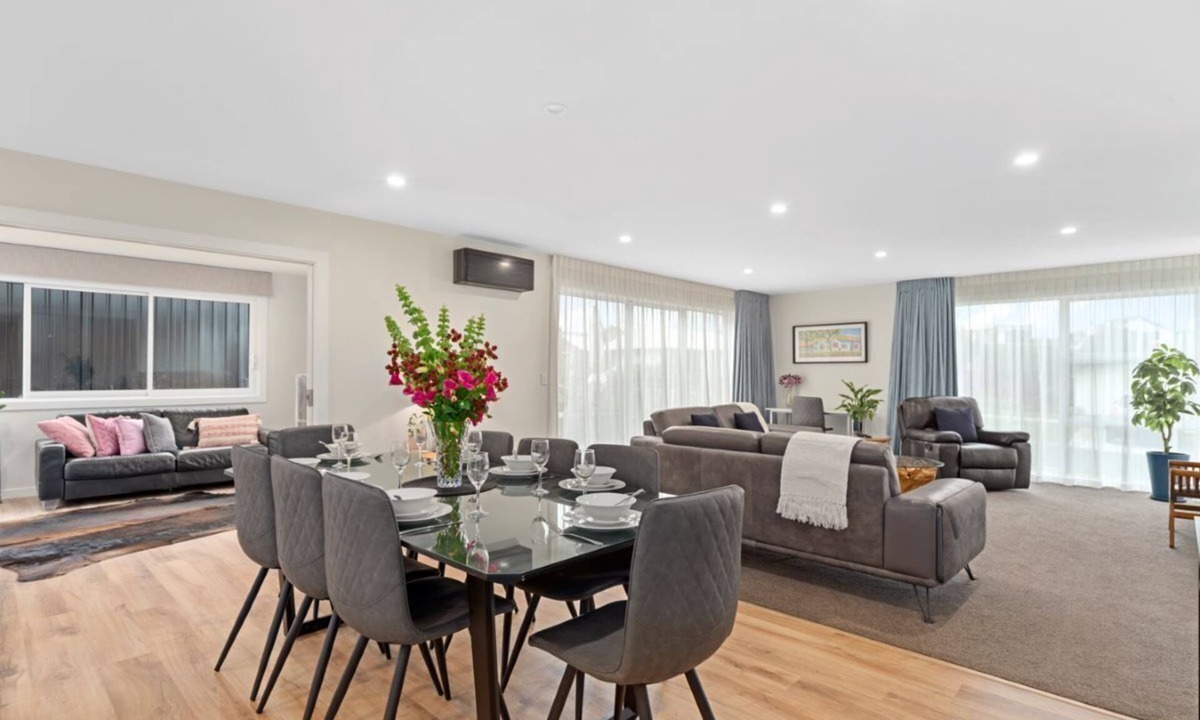 Nukuhau House | Sanctuary on the Grove Taupo