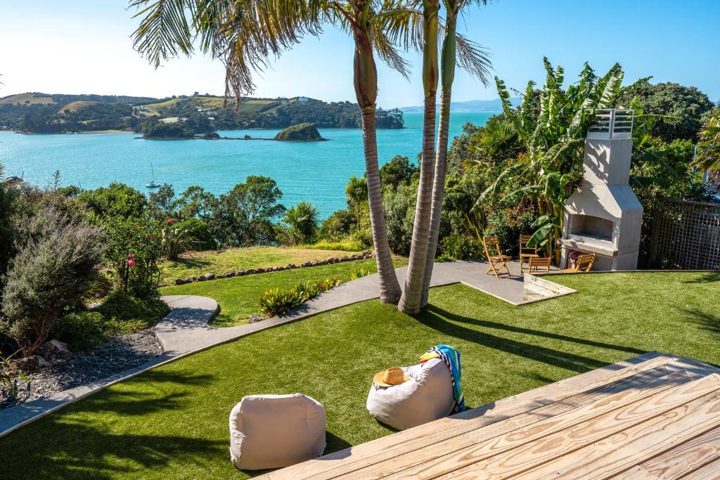 Surfdale House | Sol Spa Oasis - Surfdale Holiday Home