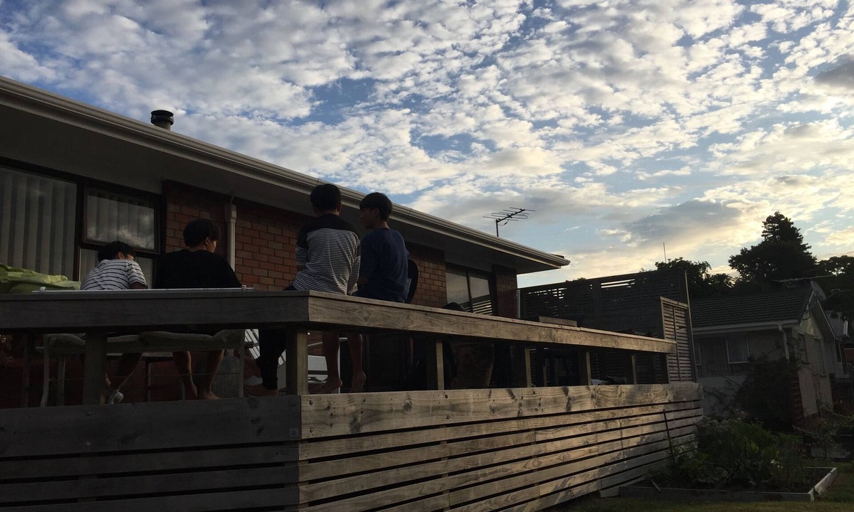 Warkworth House | Spacious house with optimal decks near popular beaches