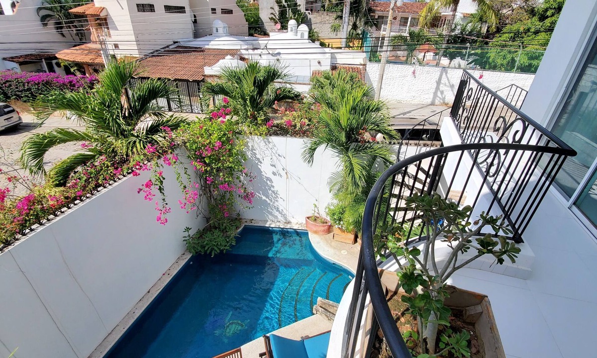 Bucerias Apartment | Spacious modern apartment Golden Zone 2F