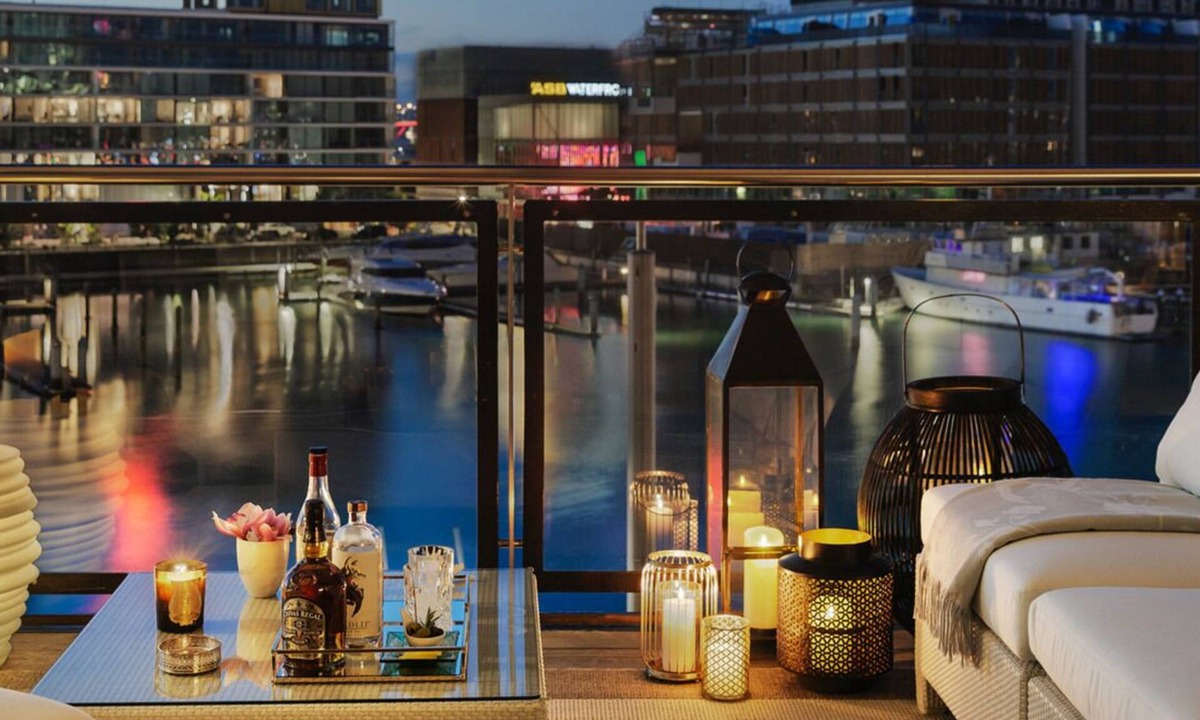 Auckland Central Business District Apartment | Stunning & Secluded Luxury Waterfront Apartment for Couples
