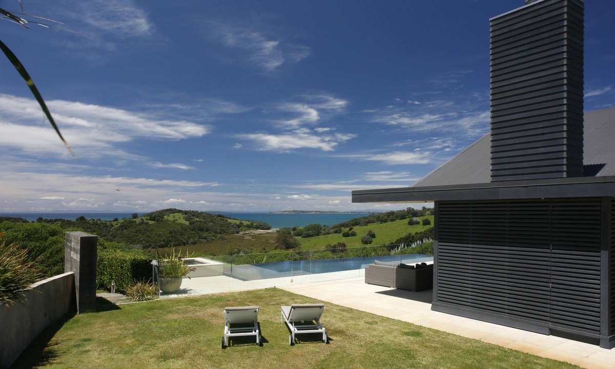 Mahurangi West House | Te Muri Ridge Private Luxury Retreat