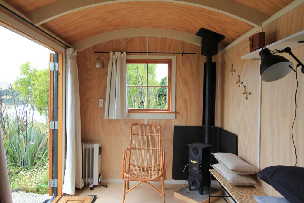 Waikouaiti House | The Bird Hide - rustic luxury by the water
