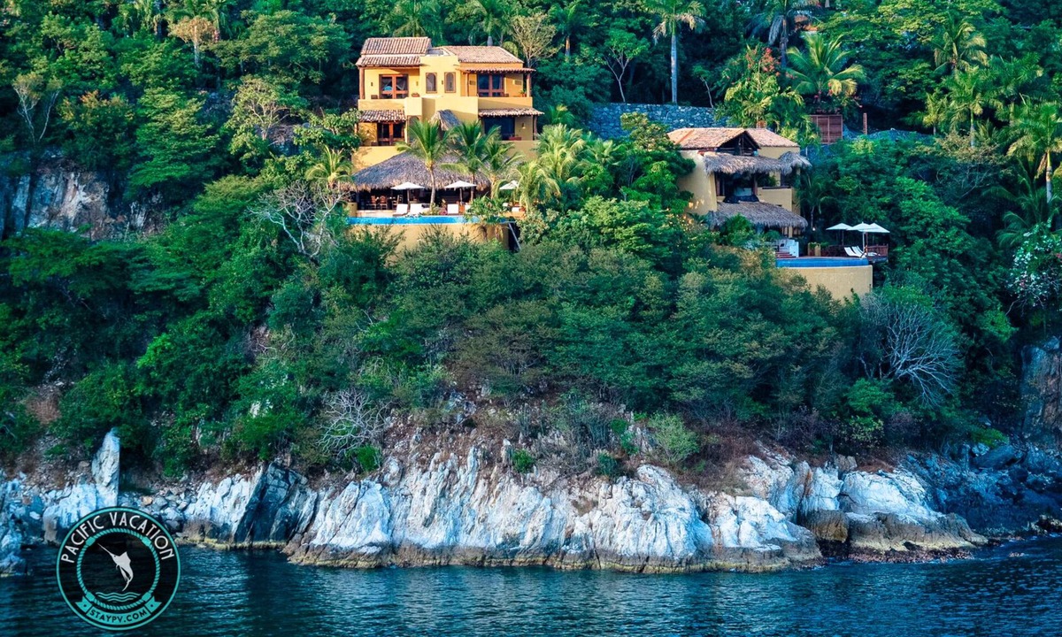 Almacen House | The Estate at Pacific Vacation | StayPV Luxury Oceanfront with Staff