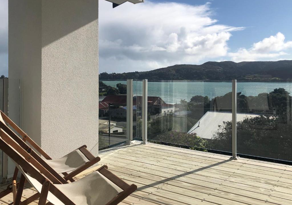 Raglan House | The Sea Rose