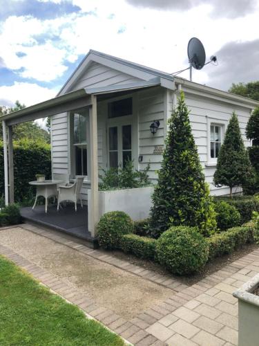 Matamata House | The Wash-House historic Cottage Close to Hobbiton