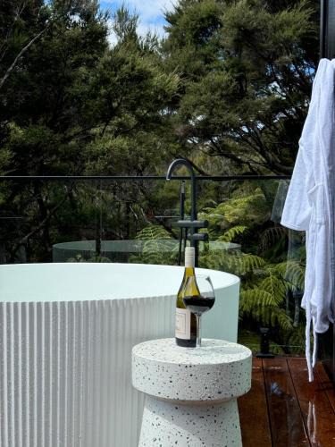 Te Wahapu Villa | Wahapu Lodge - Luxury sea views