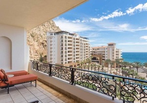 *AMAZING* perfect brand new 5 star condo with all the fixings