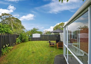 Archie's Beach Bach - Orewa Accommodation