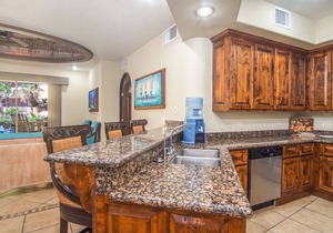 Bella Sirena BB 101 Ultra Modern Ground Floor Large Patio Ocean Front Condo