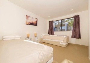 Full seaviews from 2 level two bedroom apartment