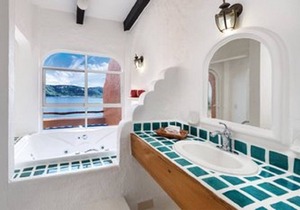 Hacienda-style atmosphere … Ahhh!