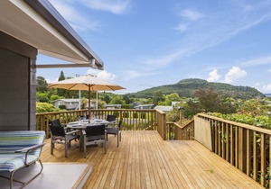 Lake Living - Kuratau Holiday Home