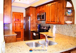 Marina Pinacate Three-storey Ocean-view Villa 17 By FMI Rentals (3 B/3.5 B)