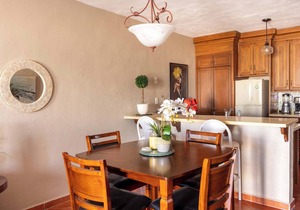 Mexican Ambience Townhome with Pool 31