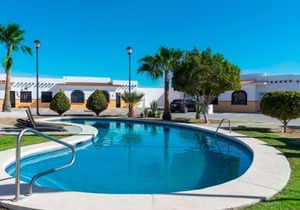 Mexican Ambience Townhome with Pool #2