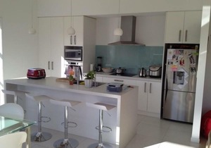 SURFERS HEAVEN - THE PERFECT PAPAMOA BEACH HOUSE