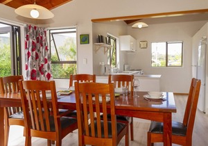 The Bach Retreat - Hahei Holiday House