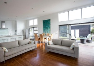 Waikanae Retreat - Waikanae Beach Holiday Home