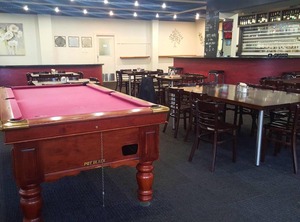 Kiwi Hotel | Newton