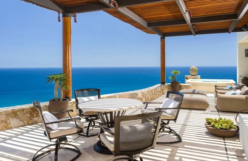 Palmilla Villa | 1200 m² Villa ∙ 6 bedrooms ∙ 12 guests