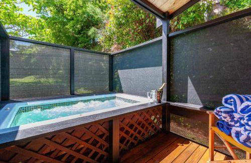 Waipahihi House | 150 m² House ∙ 3 bedrooms ∙ 8 guests