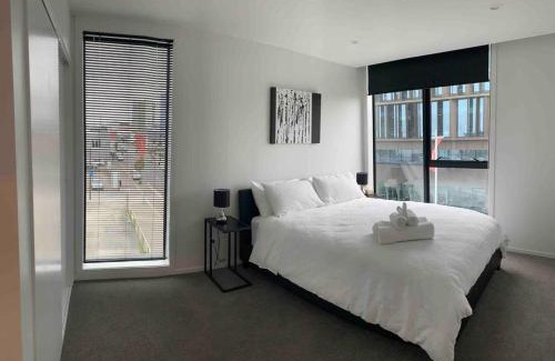 Christchurch City Centre Apartment | 2 Bedrooms apprtmt Plus Underground Parking in CBD